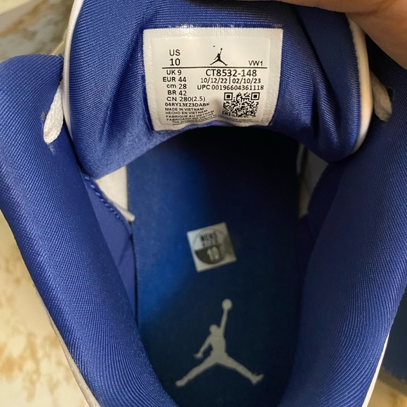 Air Jordan 3 Retro ‘Washington Wizards’ White Blue, size 10 with box - Picture 5 of 9